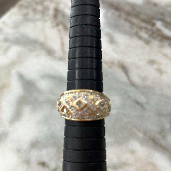 Beautiful 14K Yellow Gold 3/4 to 1 CTW Diamond Band Ring Size 8 - Picture 2 of 6